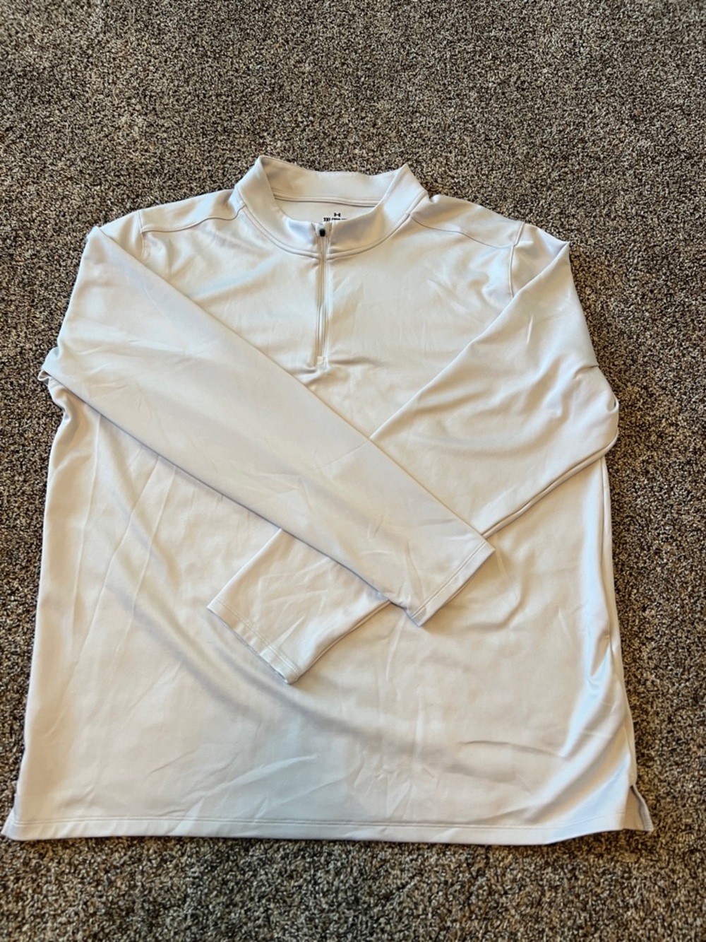 Men's Light Gray Quarter-Zip Long-Sleeve Performance Shirt